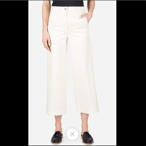 Everlane Wise Leg Crop Pant in White